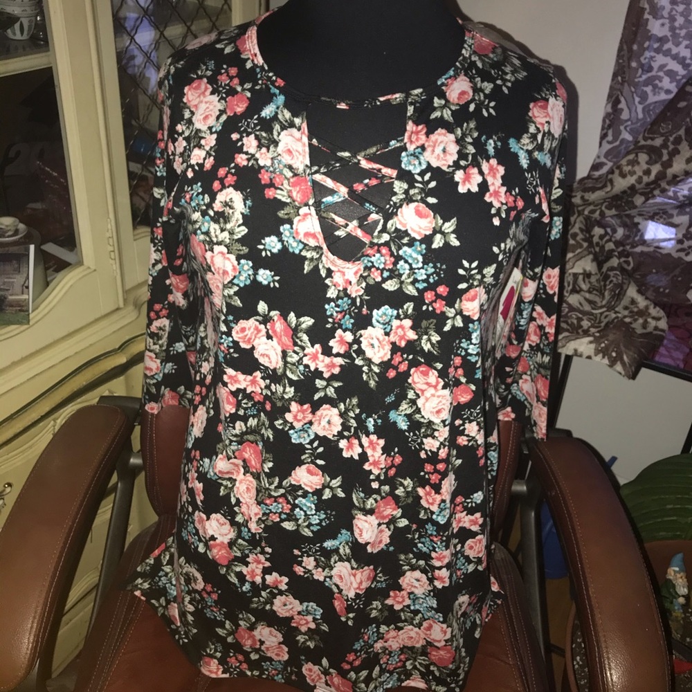 Tunic Top - Picture 4 of 6